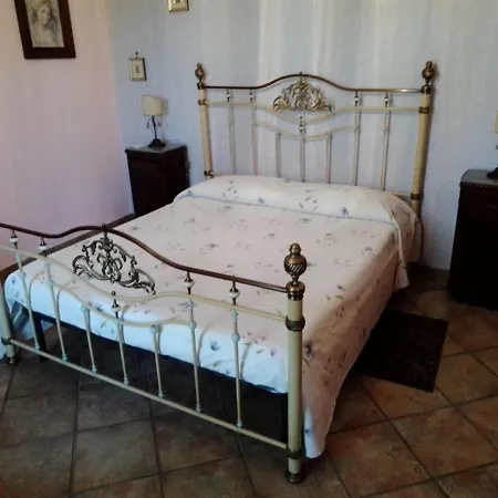 Bed and Breakfast Filomena 3*